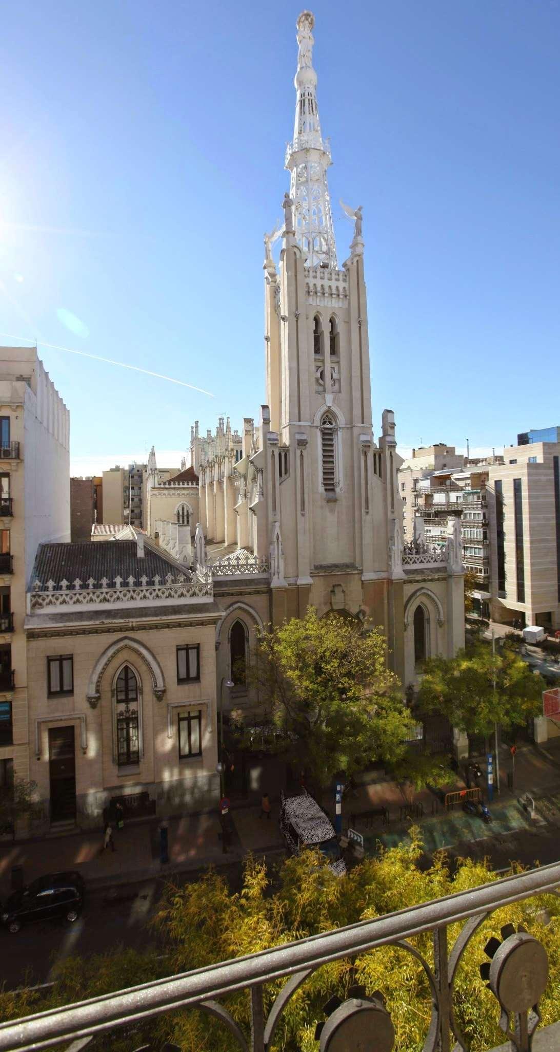 Catalonia Goya Hotel Madrid Exterior foto